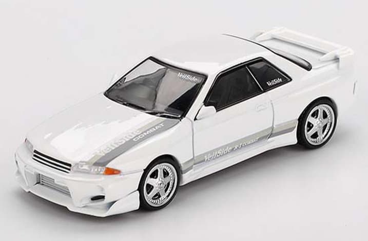 Nissan スカイライン GT-R R32 Veilside コンバット C-I ホワイト（右ハンドル）