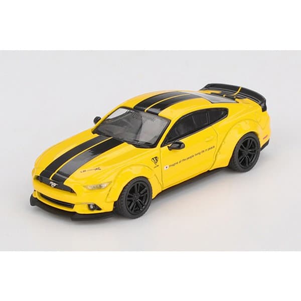 LB WORKS フォード マスタング トリプルイエロー（左ハンドル）