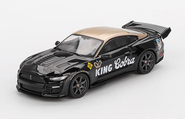 シェルビー GT500 ドラゴンスネーク コンセプトブラック/ゴールド（左ハンドル）