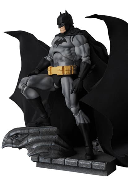 【再販】MAFEX BATMAN ’HUSH’ BLACK Ver.