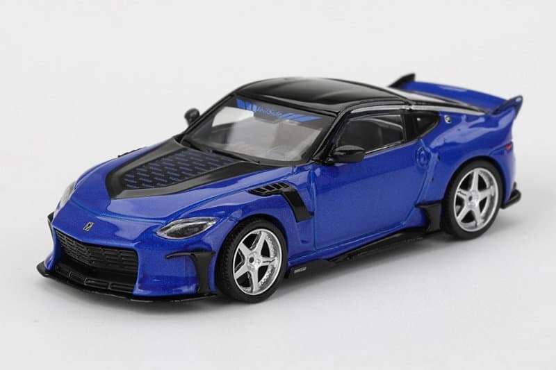 Nissan Z Veilside FFZ400 セイランブルー（左ハンドル）
