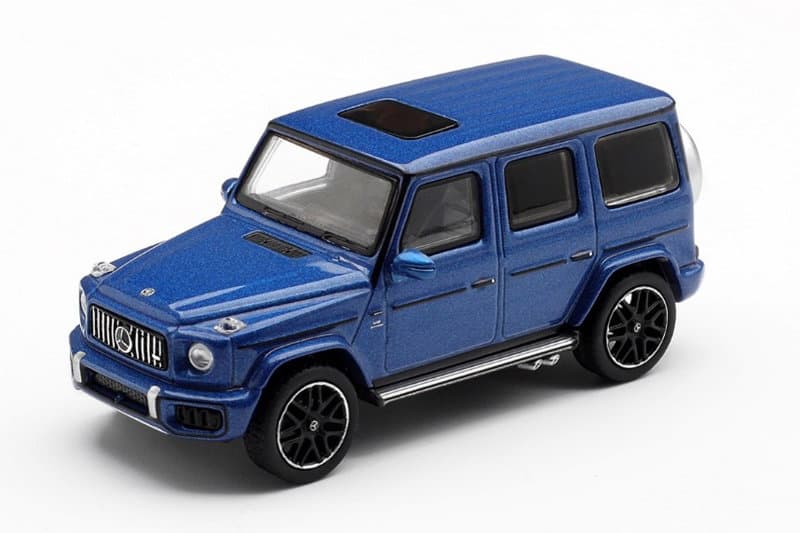 メルセデス AMG G 63 ダークブルーメタリック（右ハンドル）