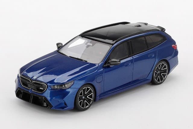 BMW M5 マリーナベイブルーメタリック