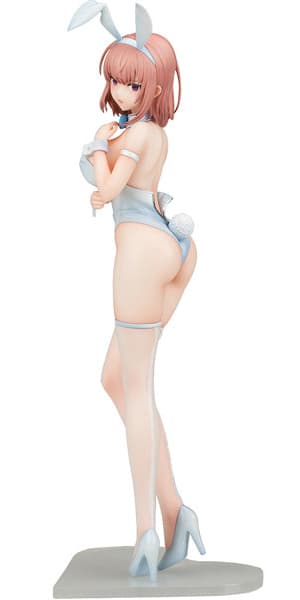 白バニー夏芽