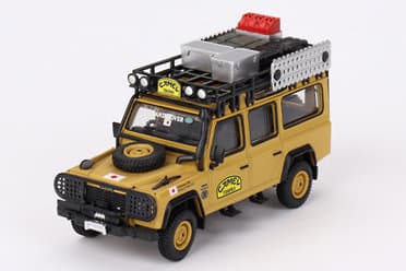 ランドローバー ディフェンダー 110 キャメルトロフィー アマゾン 1989 チームジャパン 右ハンドル