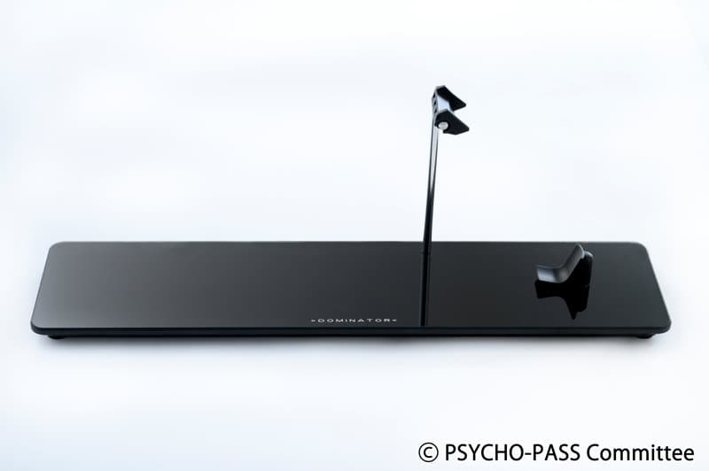 PSYCHO-PASS ドミネーター用ディスプレイスタンド2