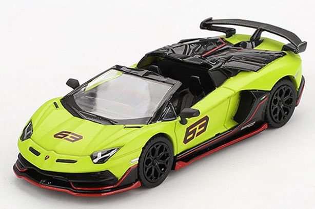 ランボルギーニ アヴェンタドール SVJ 63 ロードスター Verde Shock グリーン 右ハンドル