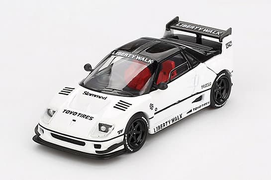 マツダ AZ-1 リバティーウォーク LB40 東京オートサロン 2024 ホワイト 右ハンドル