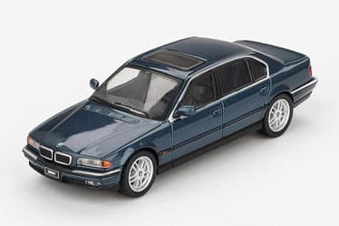 BMW 750IL ソレントブルーメタリック（左ハンドル）