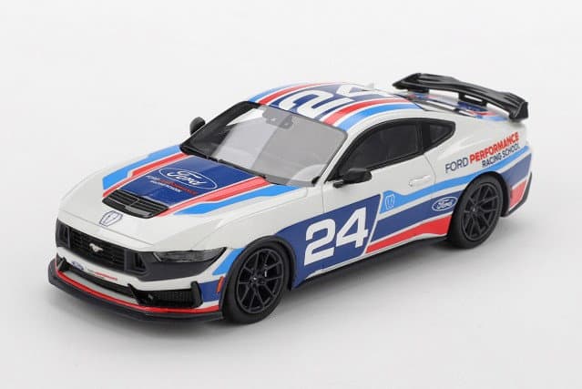フォード マスタング ダークホース #24 Ford Performance Racing School