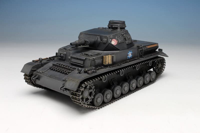 ガールズ&パンツァー 1/35 IV号戦車D型あんこうチーム 模型戦車道、はじめます!(初回限定特典付き)
